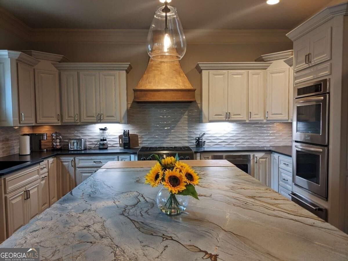 1539 Summerford Ct - Photo 3 of 28