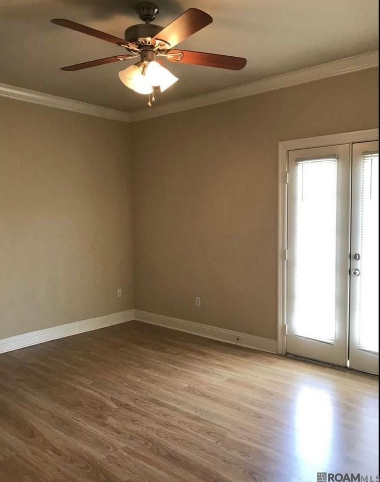 5192 Arlington Ct - Photo 5 of 13