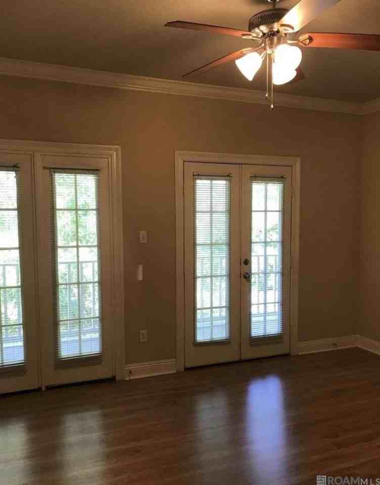 5192 Arlington Ct - Photo 6 of 13