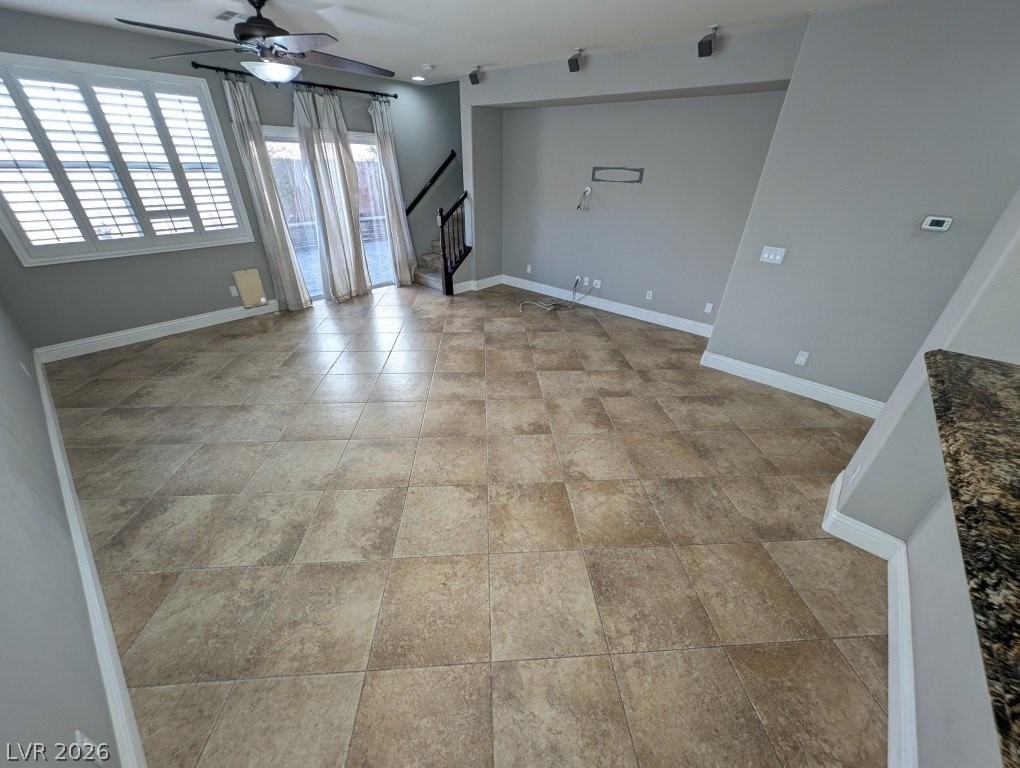 10241 Jeffcott St - Photo 4 of 26
