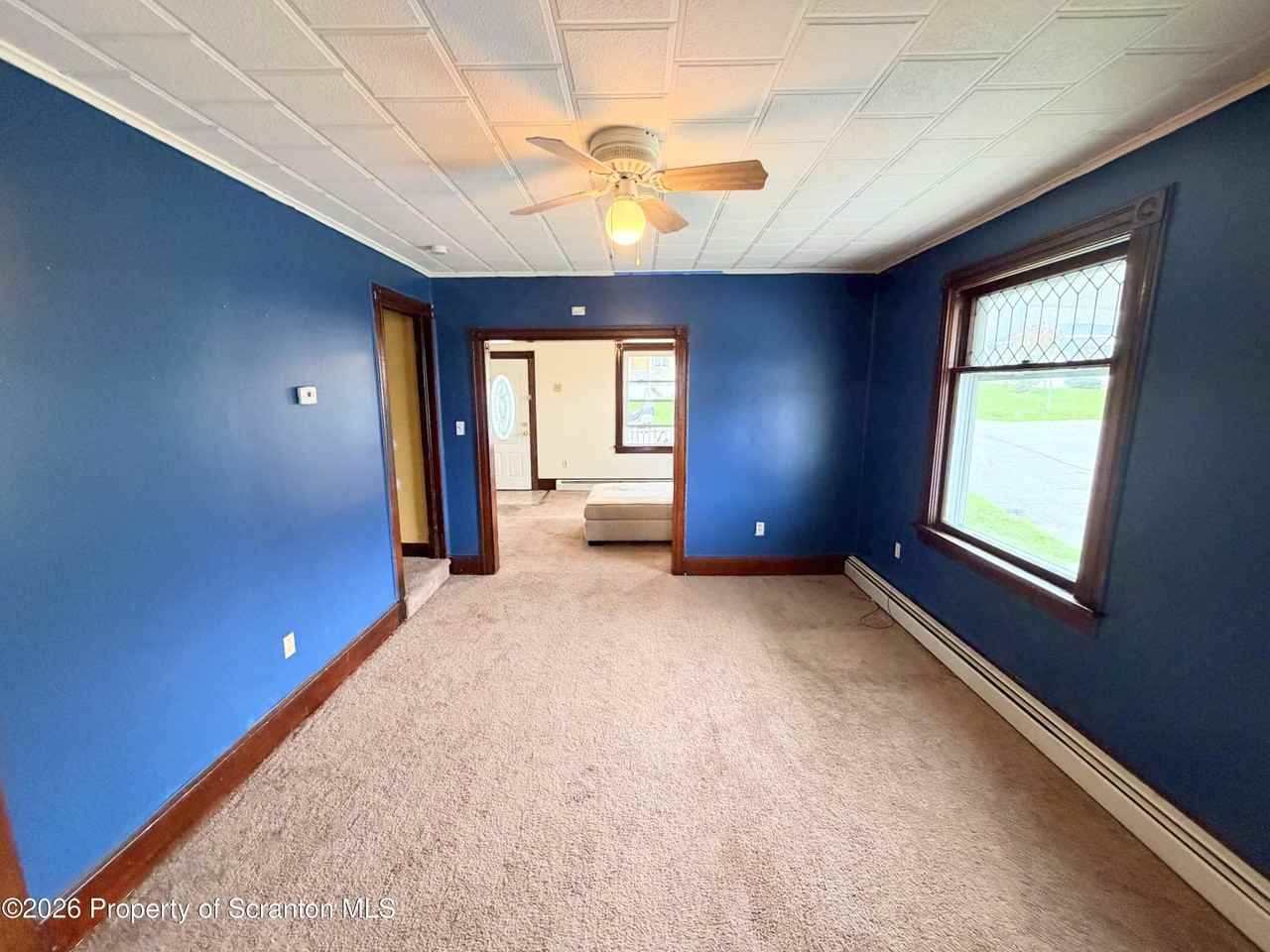 434 Lackawanna St - Photo 7 of 27