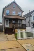 featured image of 165 Emerson St #2