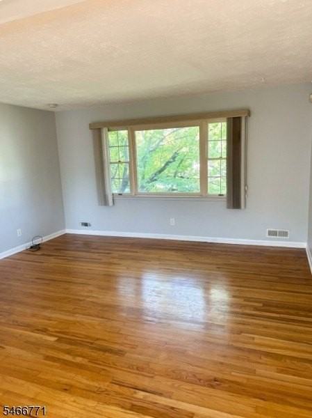 23 Winthrop Rd - Photo 7 of 15