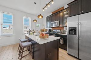featured image of 409 Broadway #2