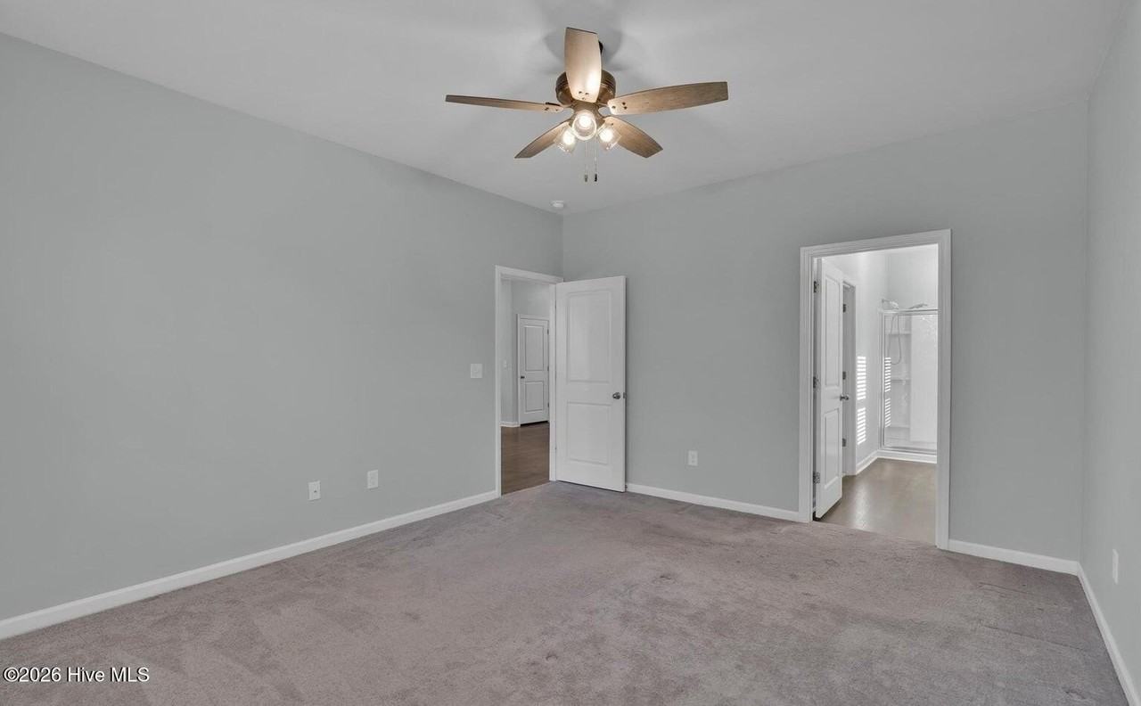 1551 Murre Ct Se - Photo 4 of 10