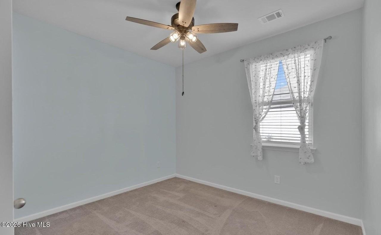 1551 Murre Ct Se - Photo 7 of 10