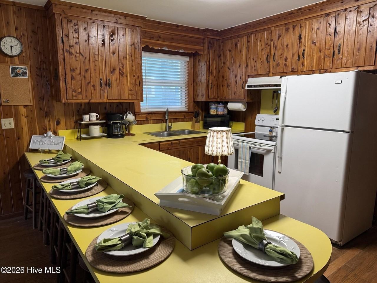 1402 Canal Dr - Photo 7 of 22
