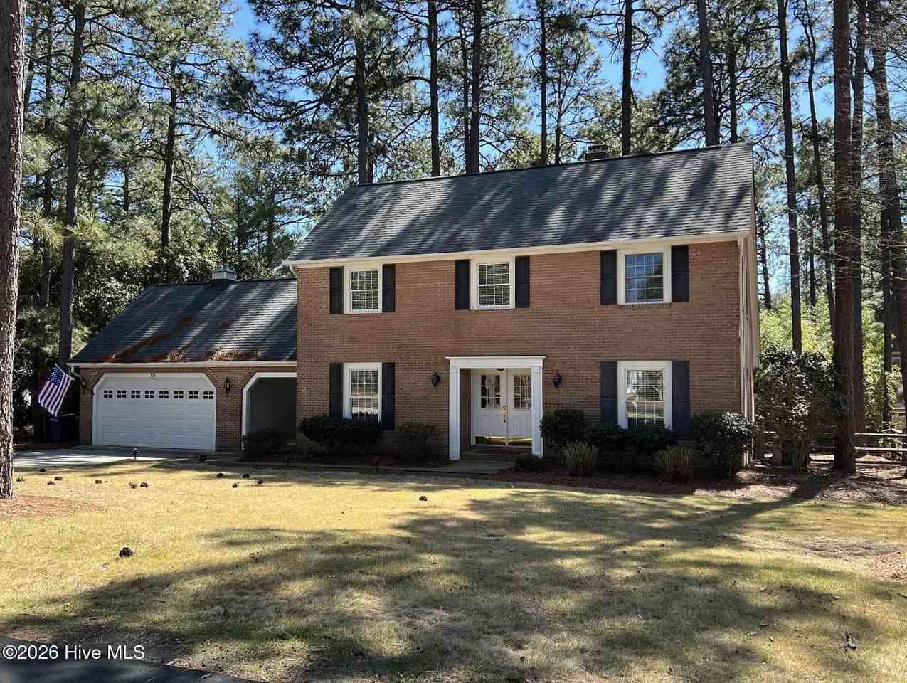 15 Baltusrol Ln - Photo 2 of 46