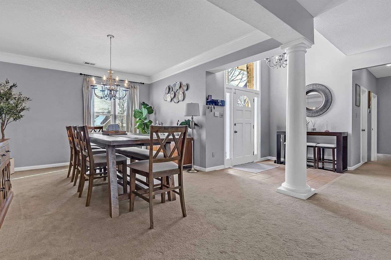 9694 Leeward Slopes Dr - Photo 3 of 35