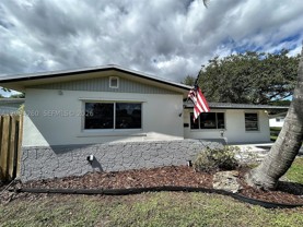 5001 Sw 94th Way - Photo 1 of 1