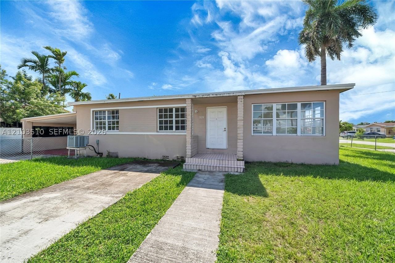 3694 Nw 19th St - Photo 2 of 19