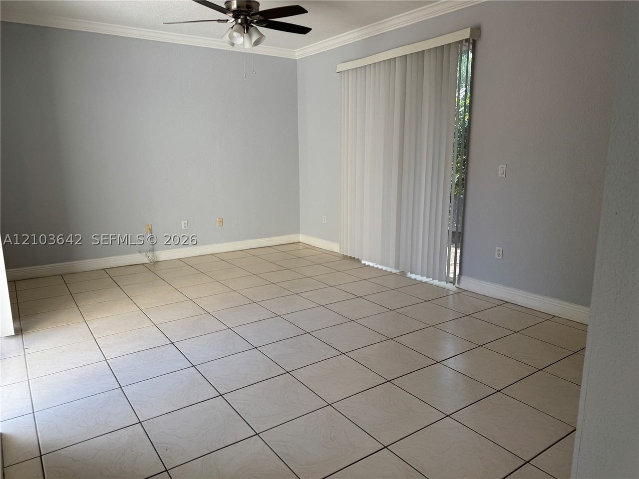 16220 Sw 91st Ct - Photo 4 of 15