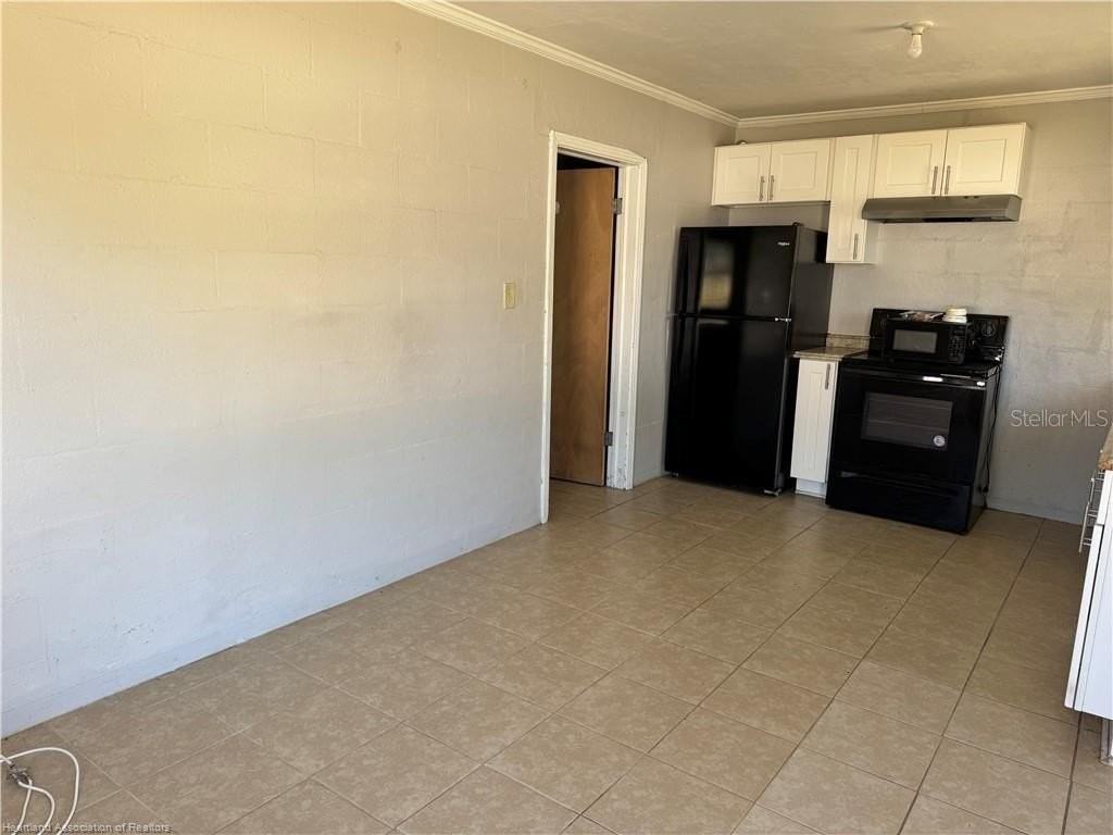 315 Sangster St Apt A #A - Photo 4 of 9