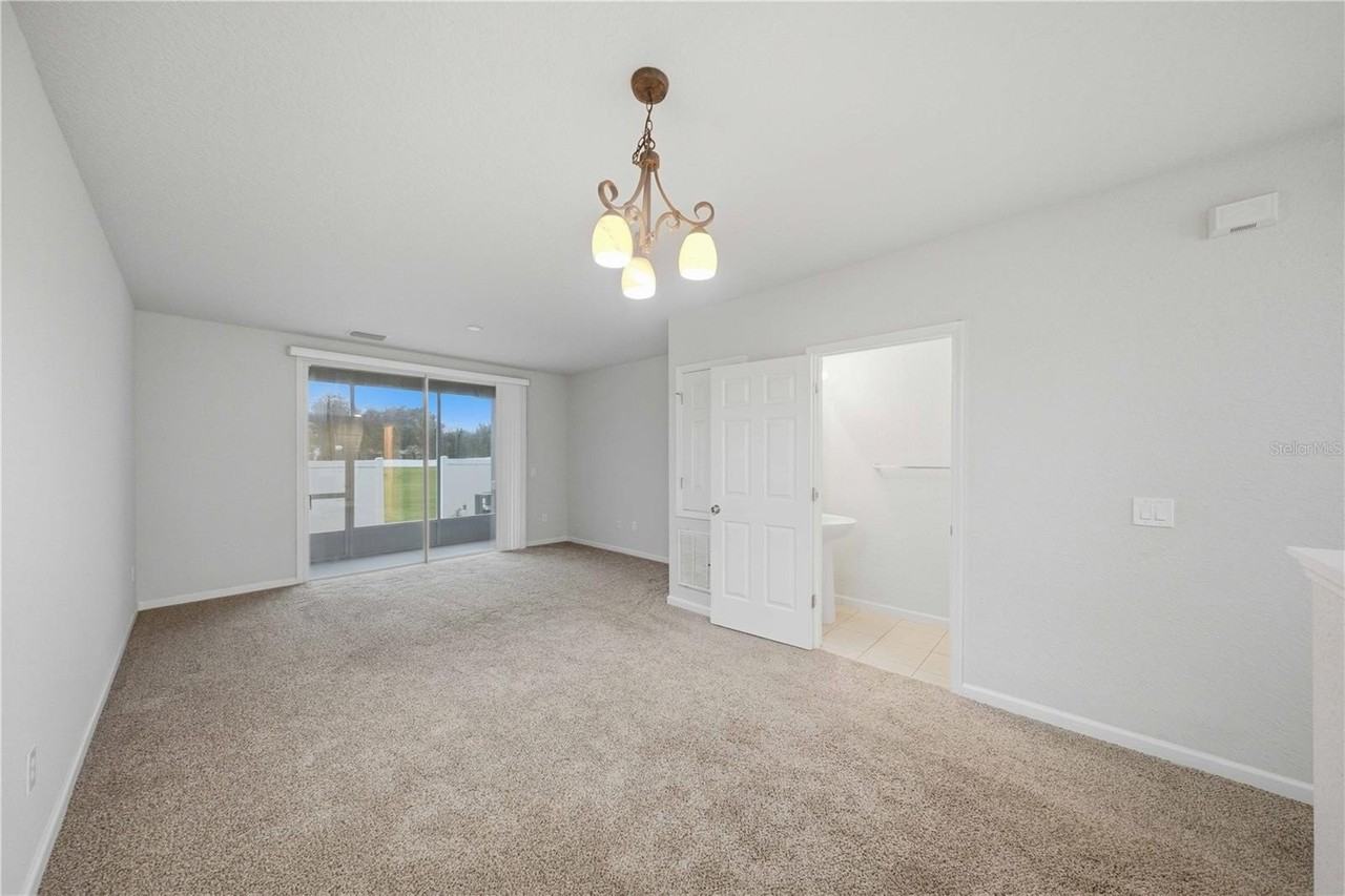 4459 Sw 49th Ave - Photo 7 of 31