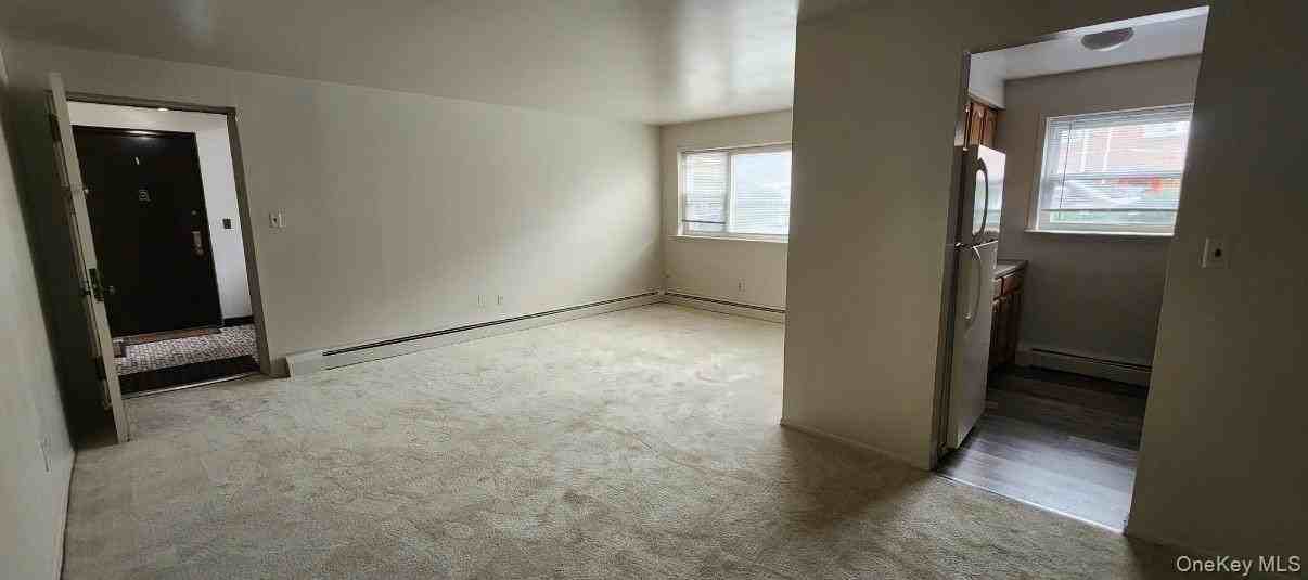 400 N Corona Ave #B3 - Photo 3 of 8