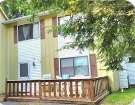 3 Kathleen Ct - Photo 1 of 1