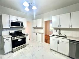 featured image of 38 Orchard St #1