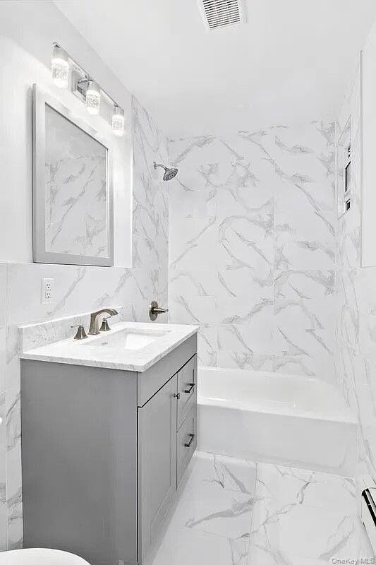 1167 E 38th St #1 - Photo 3 of 4