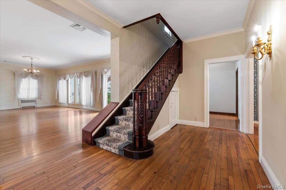 363 Oak Ave - Photo 6 of 23