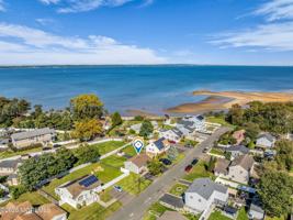 featured image of 214 Furman Blvd