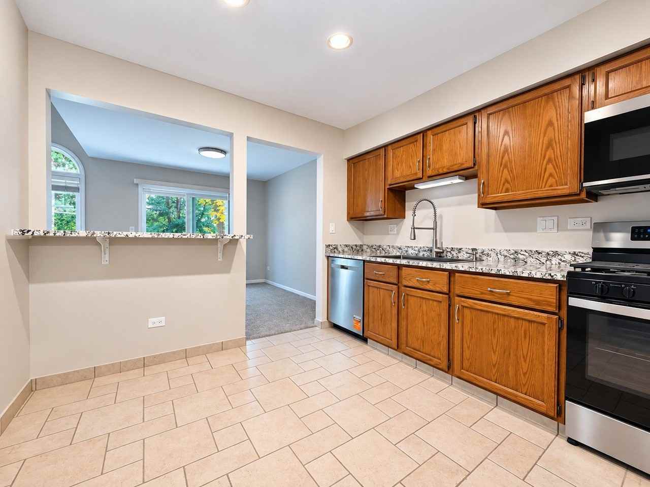 2103 N Coldspring Rd - Photo 6 of 14