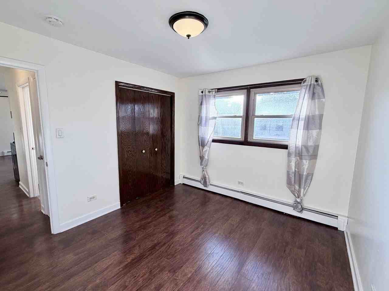 2231 Prairie St #2 - Photo 5 of 7