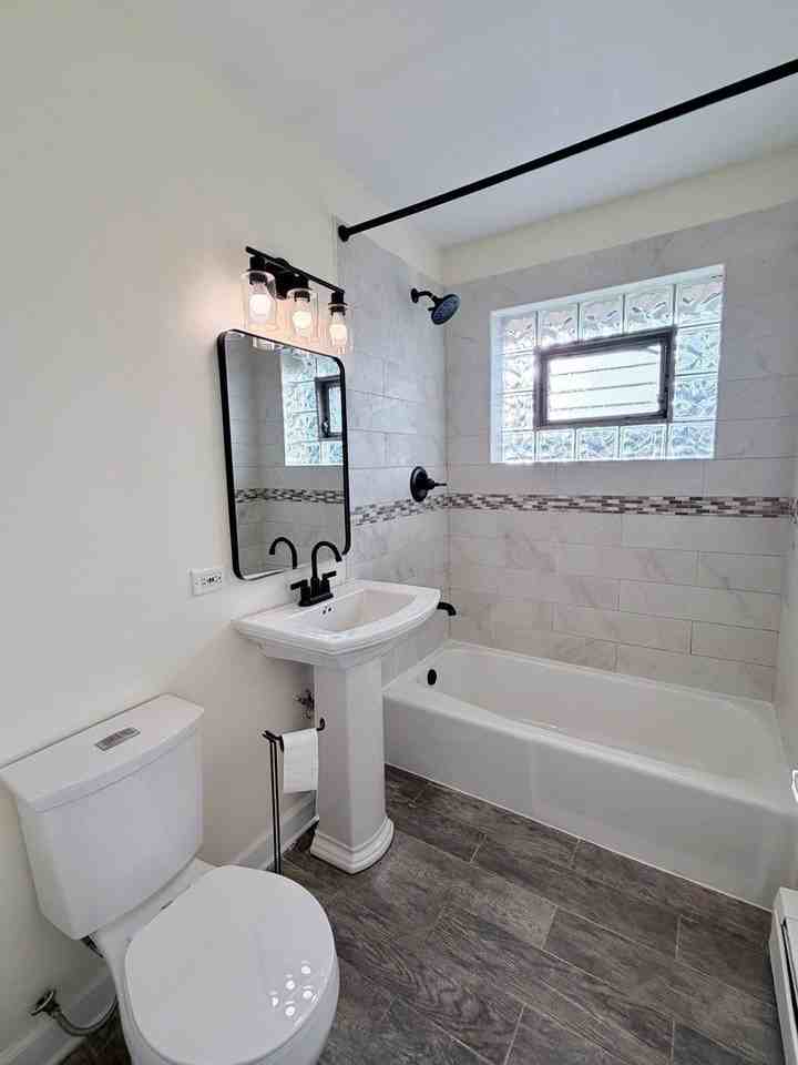 2231 Prairie St #2 - Photo 7 of 7