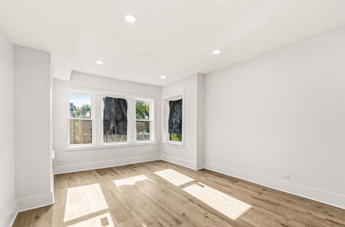 2112 S Drake Ave #2 - Photo 2 of 9