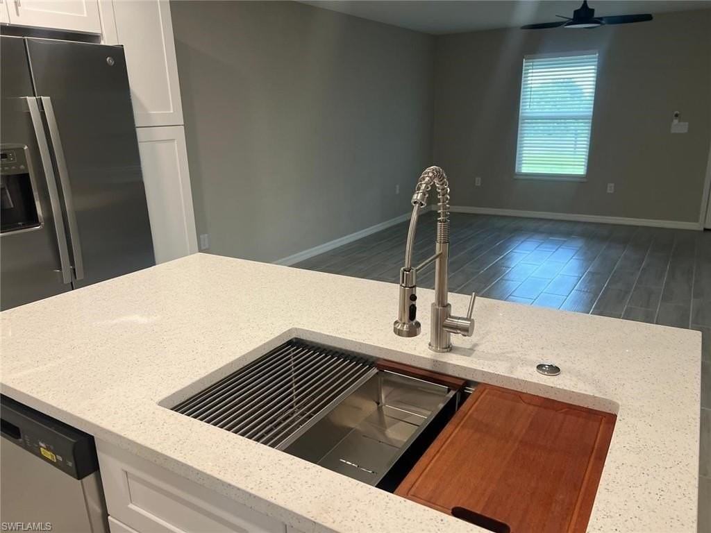 1122 Eisenhower Blvd - Photo 6 of 8