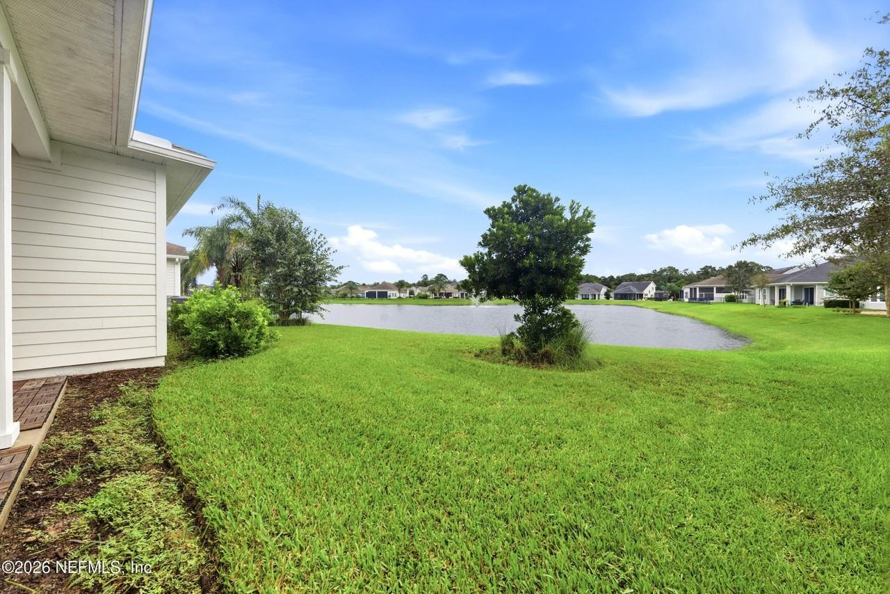 10772 Aventura Dr - Photo 6 of 37
