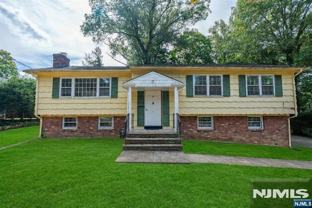 34 Homewood Ave - Photo 1 of 1