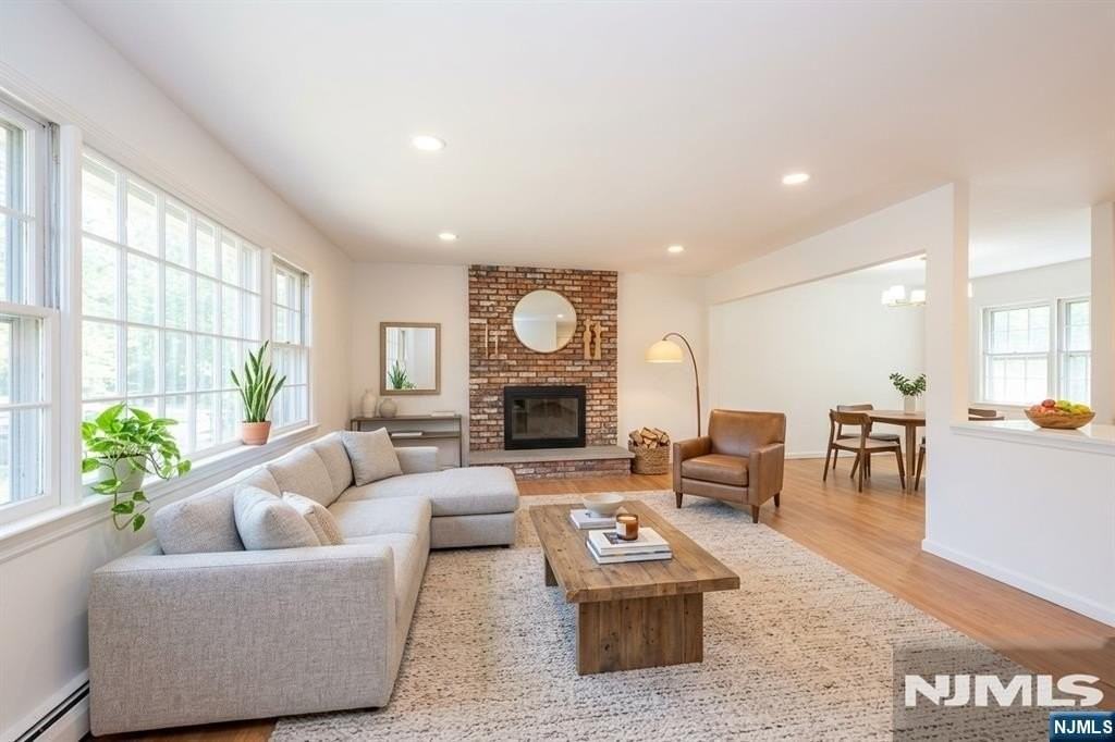 34 Homewood Ave - Photo 2 of 20