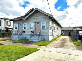featured image of 425 Coolidge St