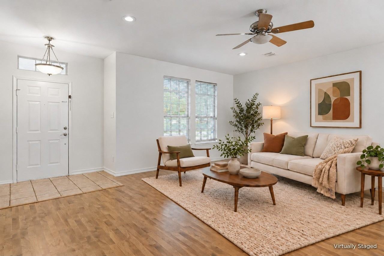 6508 Courtyards Dr - Photo 4 of 22