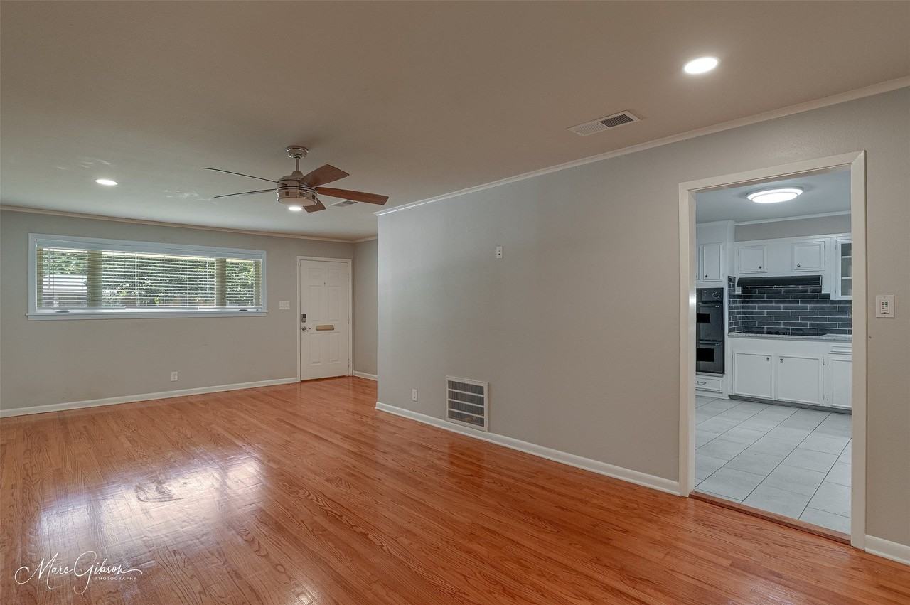 4516 Orchid St - Photo 6 of 24