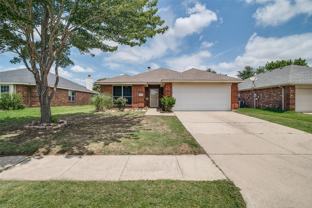 2800 Spencer Cir - Photo 1 of 1