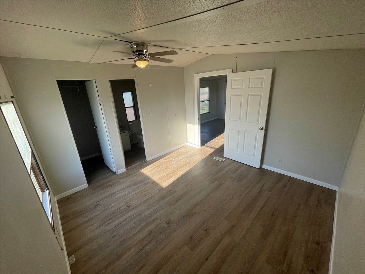 2901 Fm 604 - Photo 5 of 15