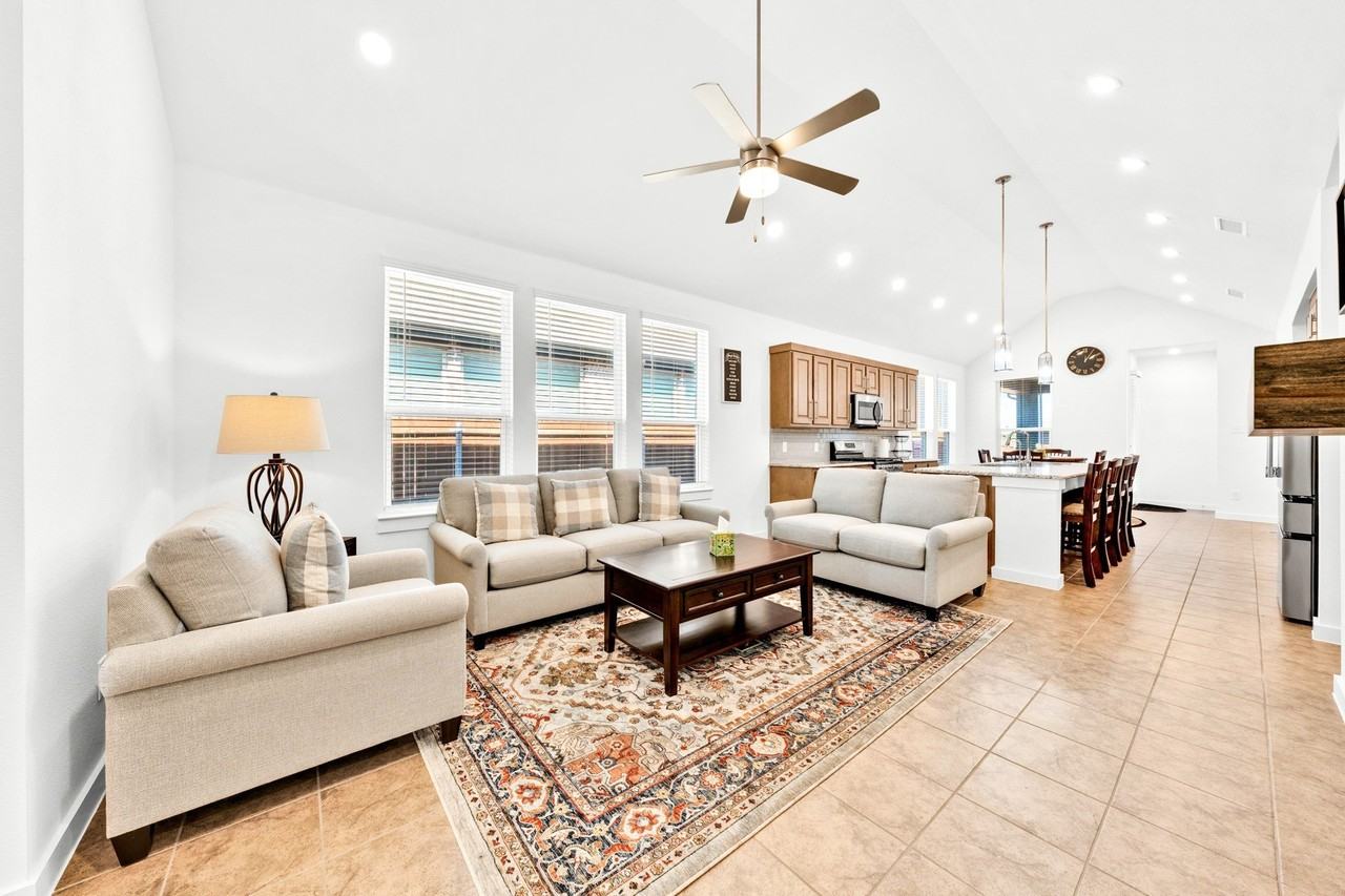 3928 Bison Ln - Photo 5 of 24