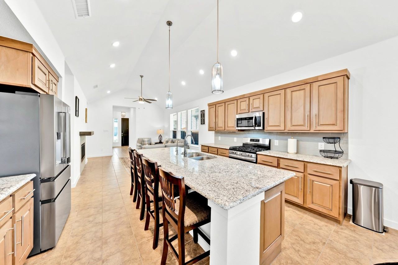 3928 Bison Ln - Photo 6 of 24