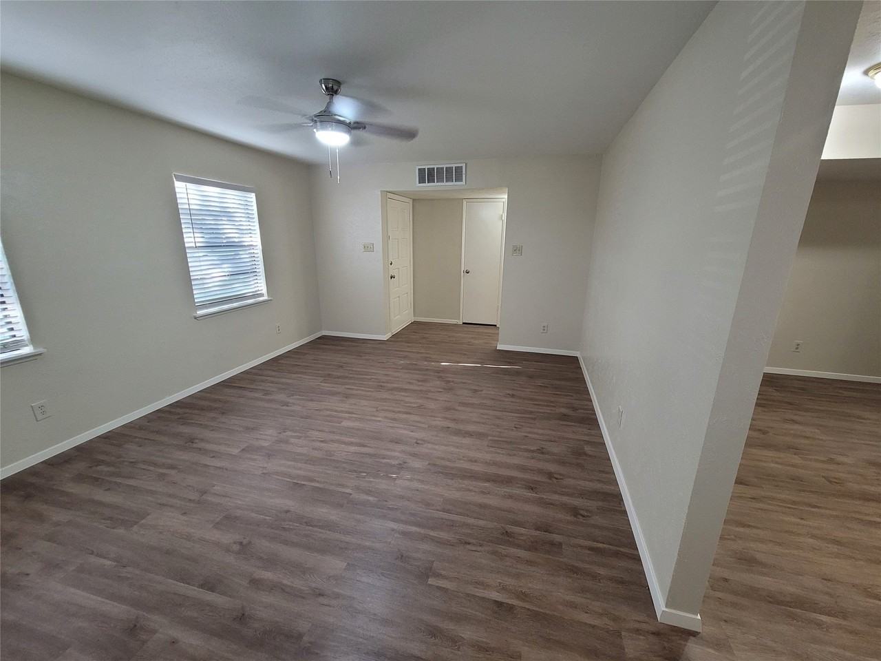 2626 Dove Meadow Dr - Photo 4 of 22
