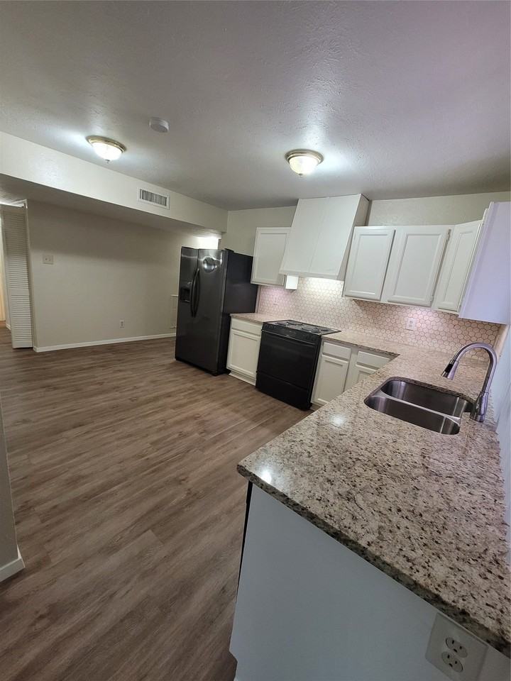 2626 Dove Meadow Dr - Photo 6 of 22
