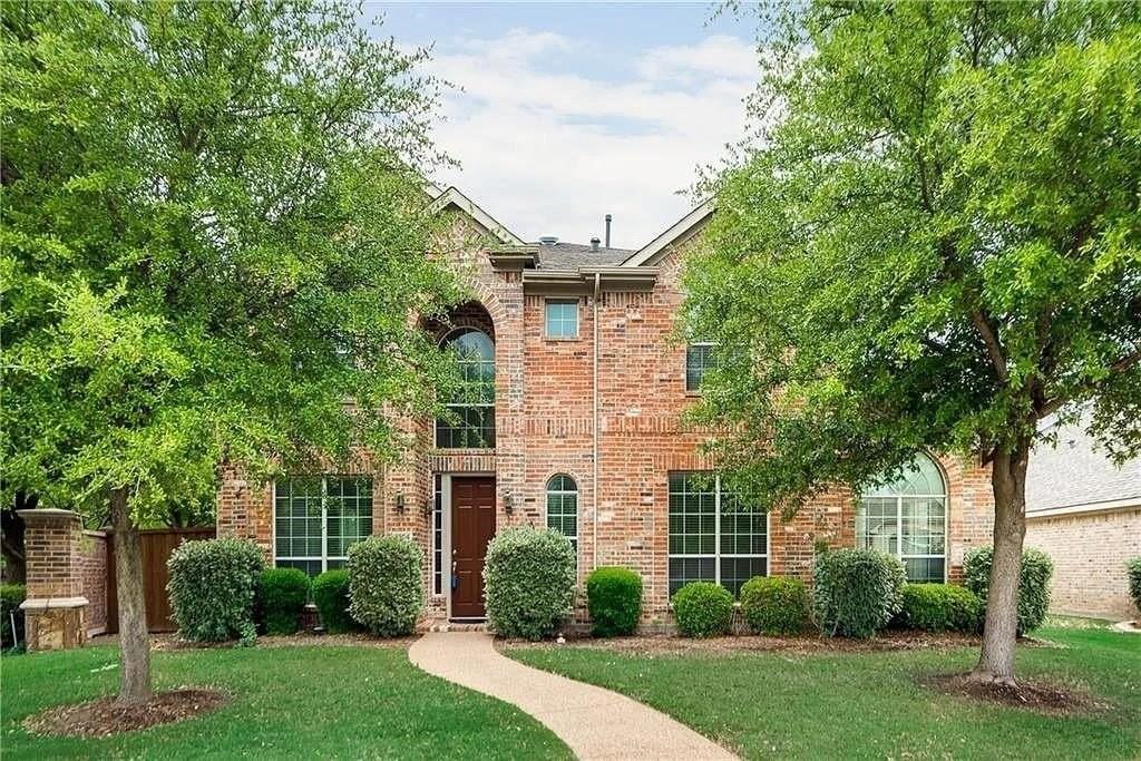 9304 Regal Oaks Dr - Photo 2 of 24