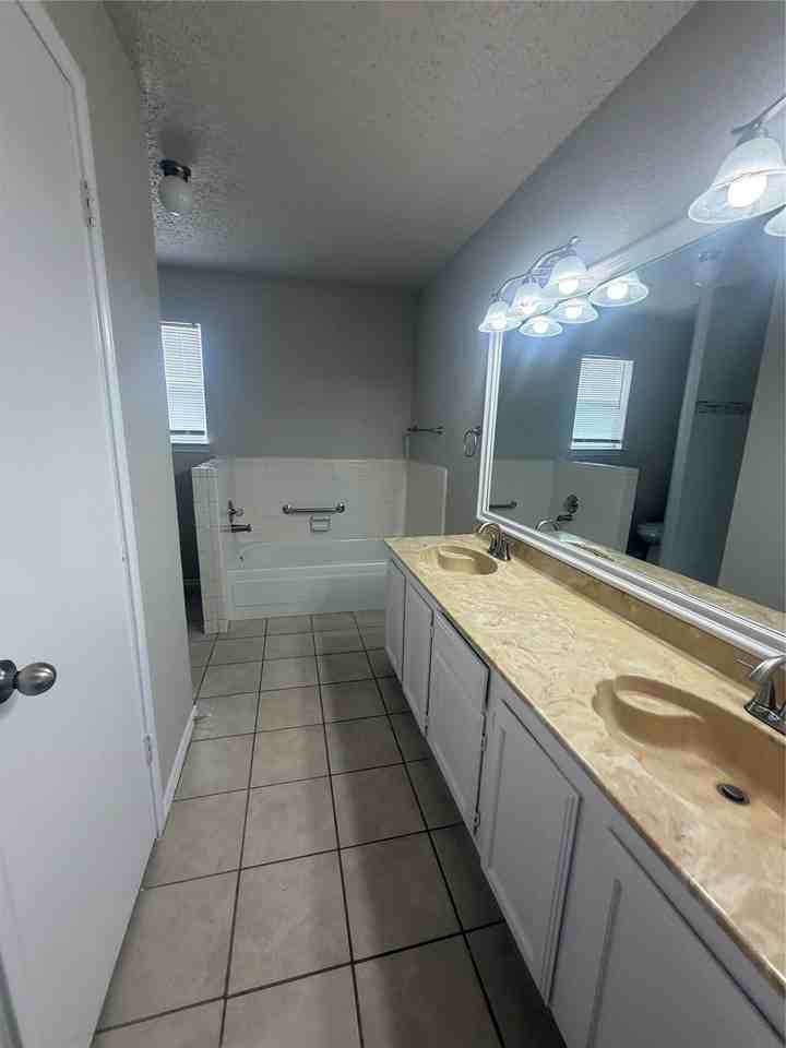 7313 Silver Sage Dr - Photo 7 of 7