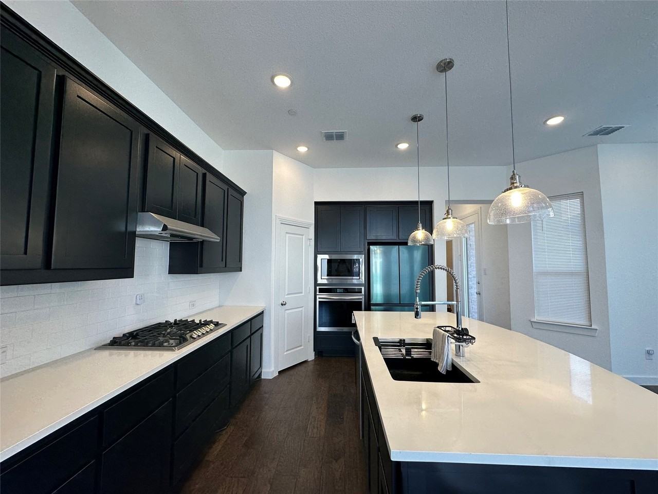 358 Somerville Dr - Photo 6 of 24