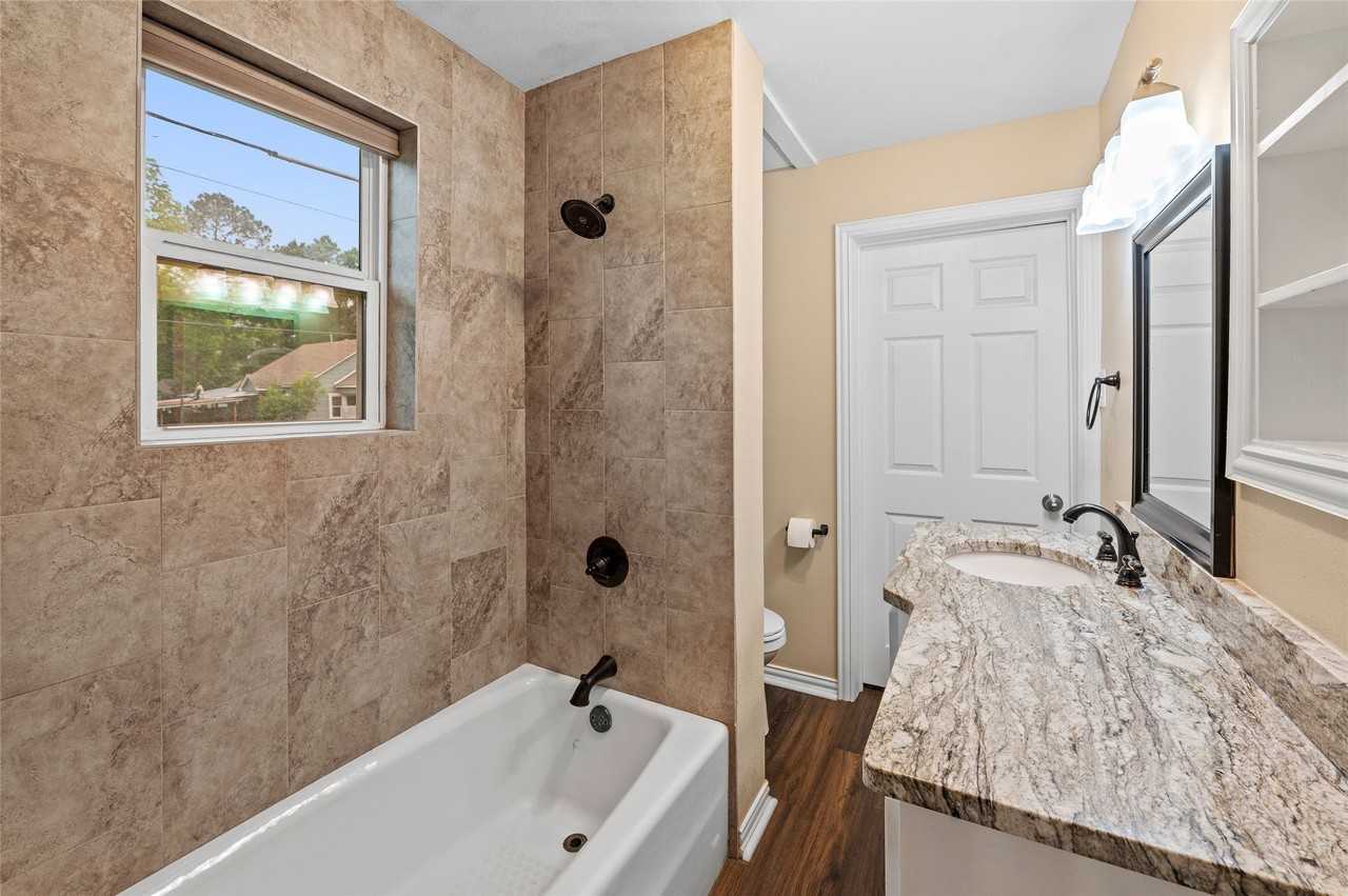 401 Central Ave - Photo 6 of 12