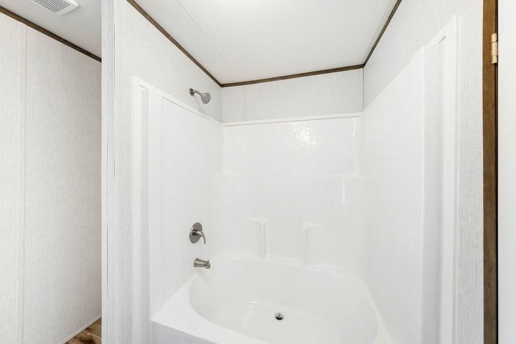 202 Linda St - Photo 7 of 12
