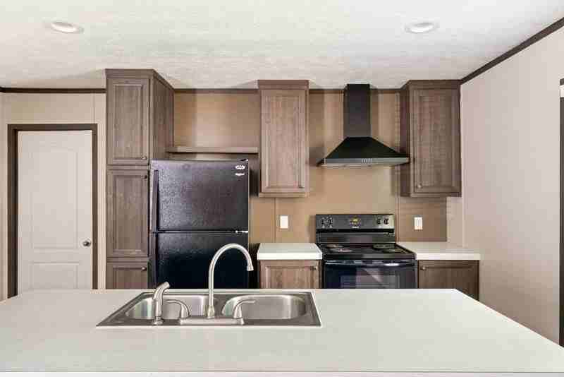 210 Peggy St - Photo 3 of 14