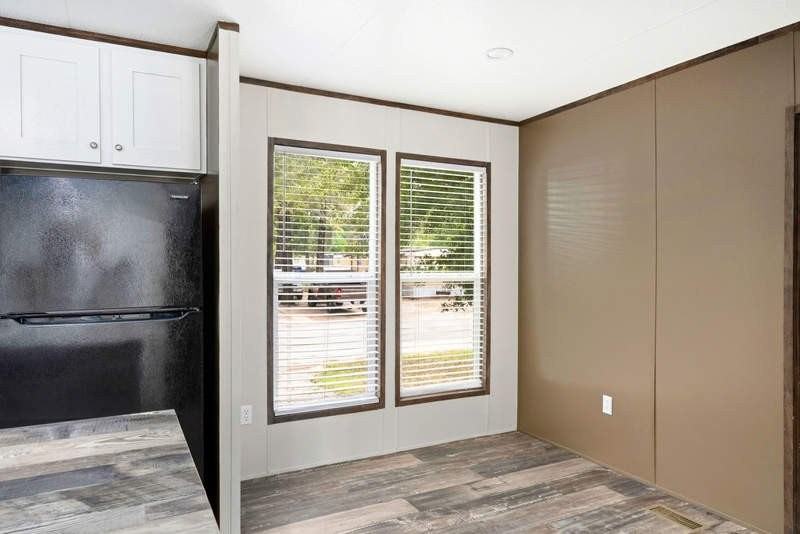 108 Eloise St - Photo 5 of 14