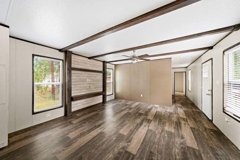 108 Eloise St - Photo 6 of 14