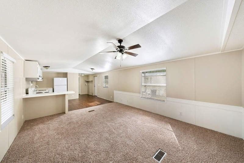123 Norene St - Photo 2 of 11